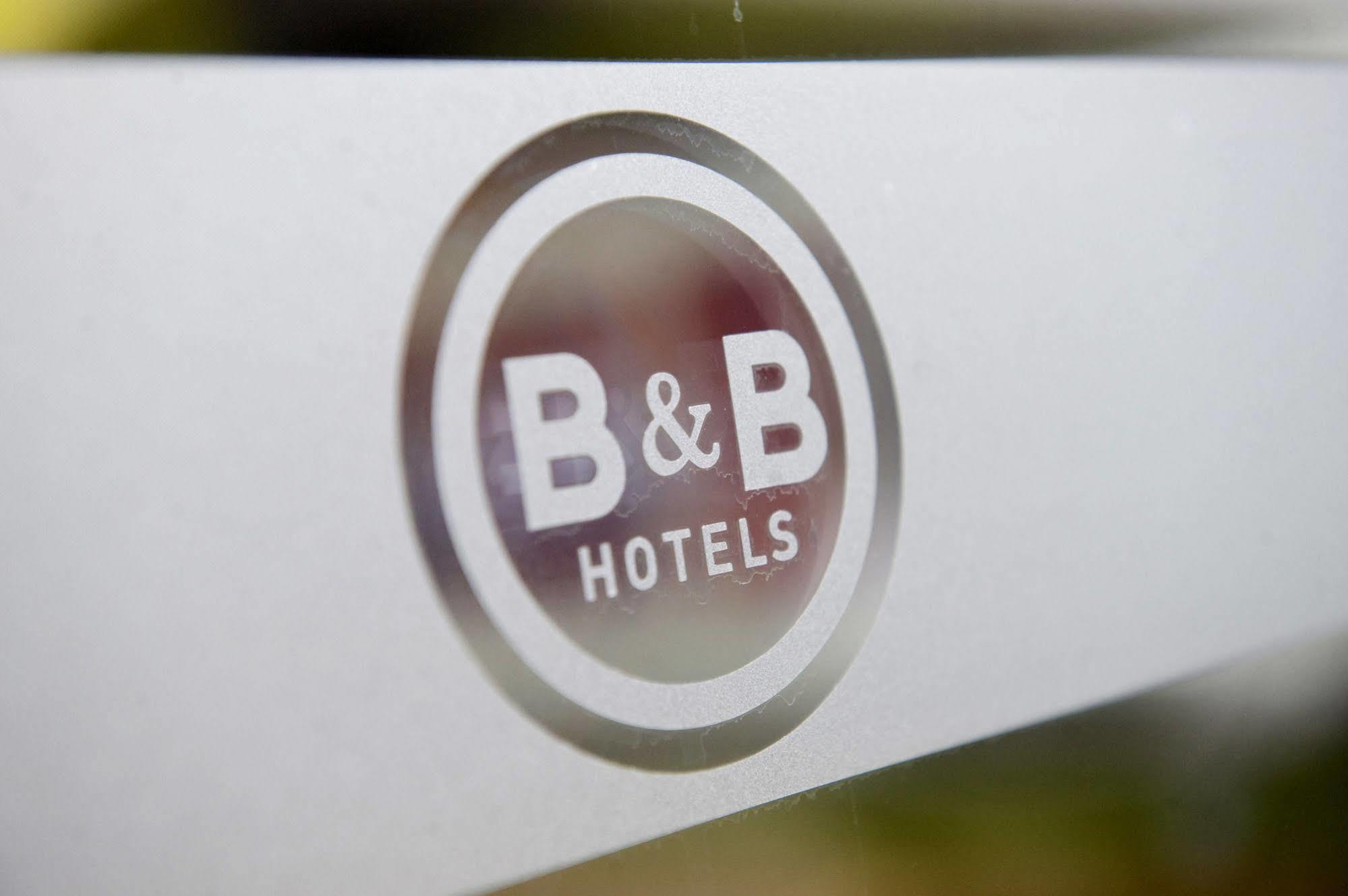 B&B Hotel Pontault Combault Esterno foto